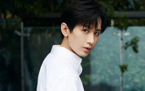 娱乐吃瓜君成毅